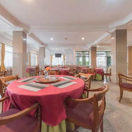 Hotel Ayong Linggarjati Kuningan Mitra Reddoorz Ngoại thất bức ảnh