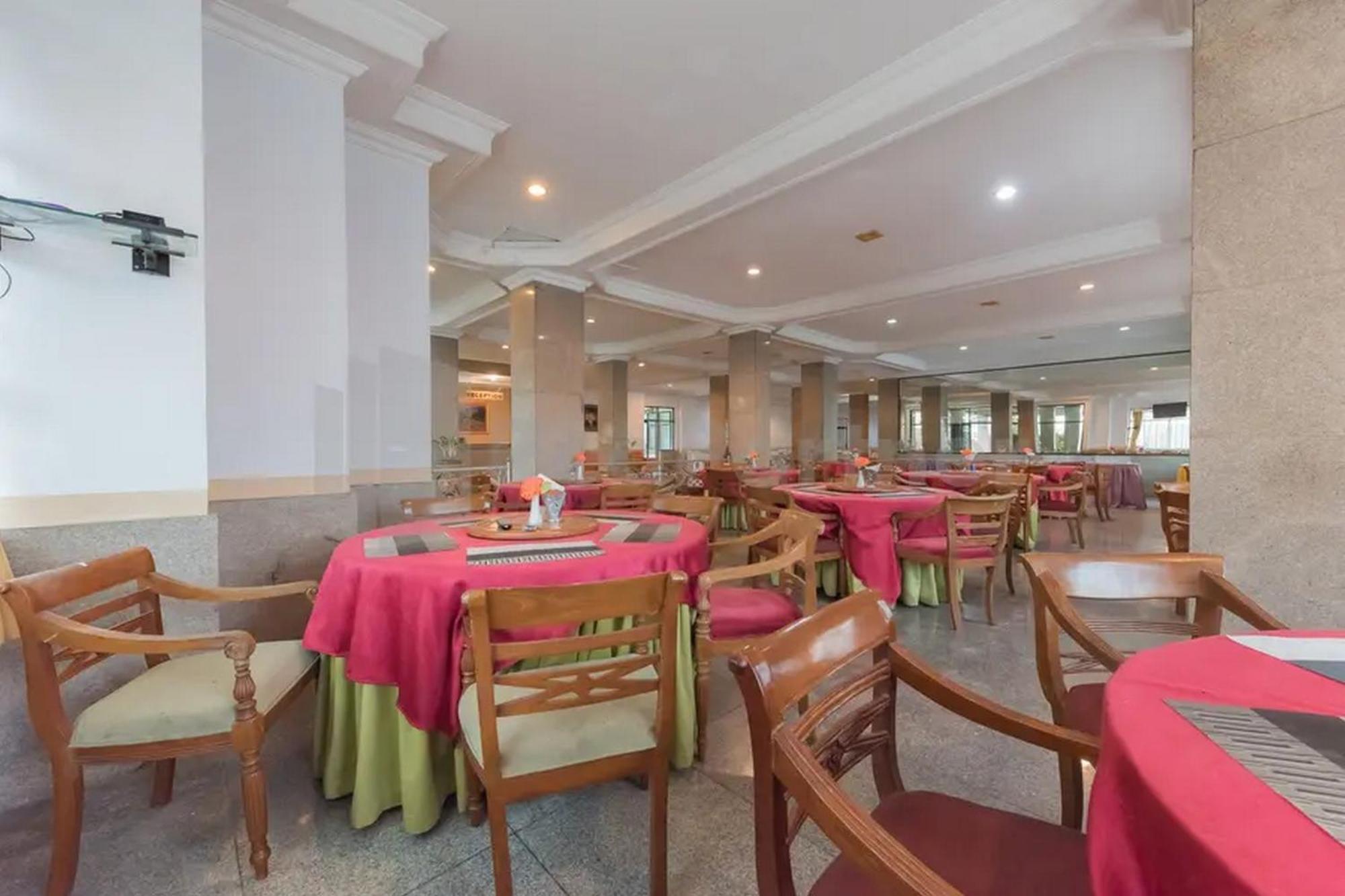 Hotel Ayong Linggarjati Kuningan Mitra Reddoorz Ngoại thất bức ảnh